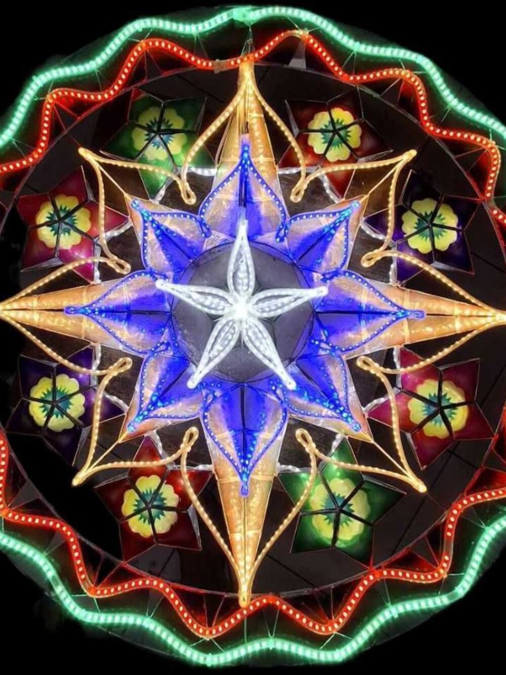 Misenka Noelle Capiz na Parol, Christmas Lantern LED 30 inches